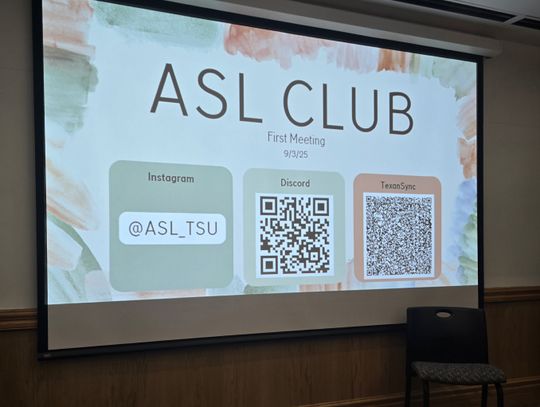 ASL Club takes on Tarleton through a quiet lens ASL Club takes on Tarleton through a quiet lens