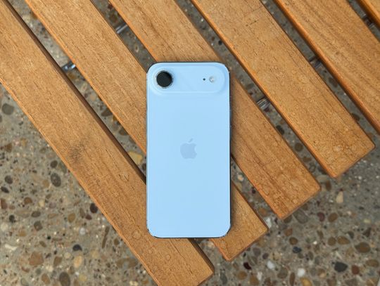 iPhone Air Review - A promising question of tradeoffs