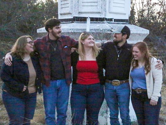 Mended Hearts is a band full of Texans