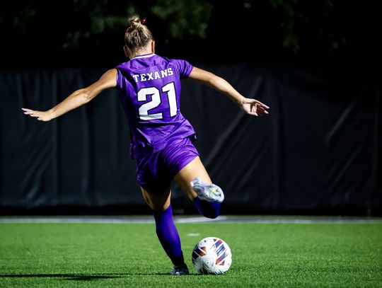 Tarleton soccer kicks off strong start to season