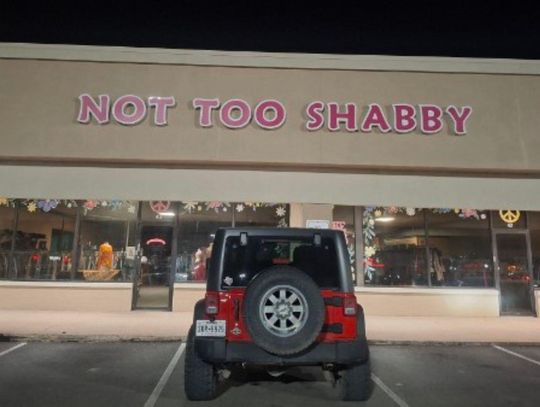 Thrifting: Advantages for low-income students