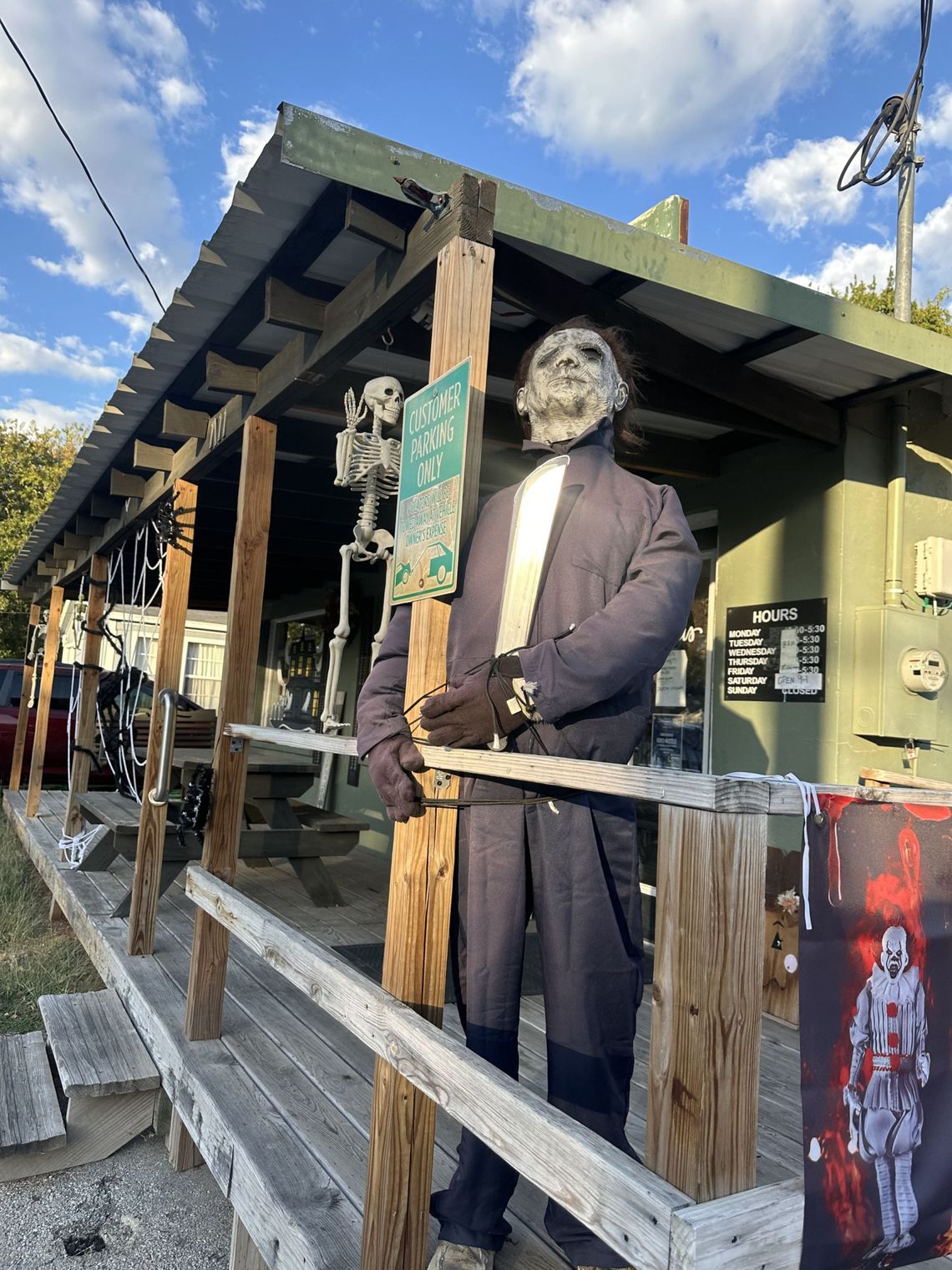 Halloween takes over Stephenville homes