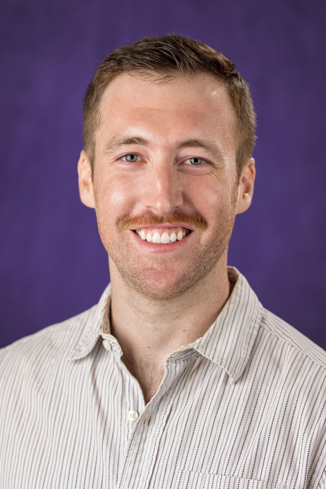 ‘Read a bunch and write a lot:’ Dr. Jacob Brewer inspires students