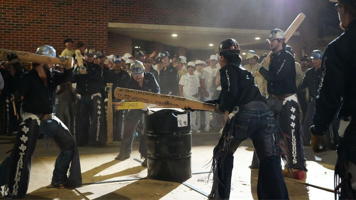 Texans and tradition: the beating of the drum Texans and tradition: the beating of the drum